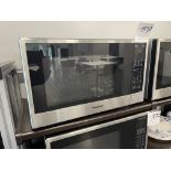 Panasonic Microwave Oven Model NN-SU696S