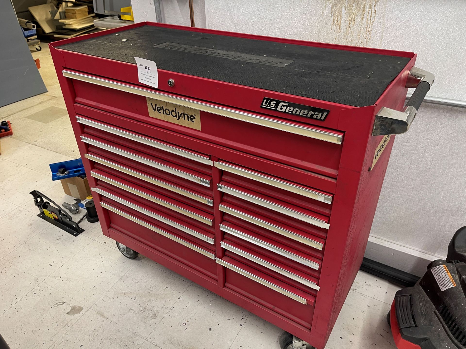 U.S. General tool box on wheels with 13 drawers 42" wide x 18" deep x 40" high