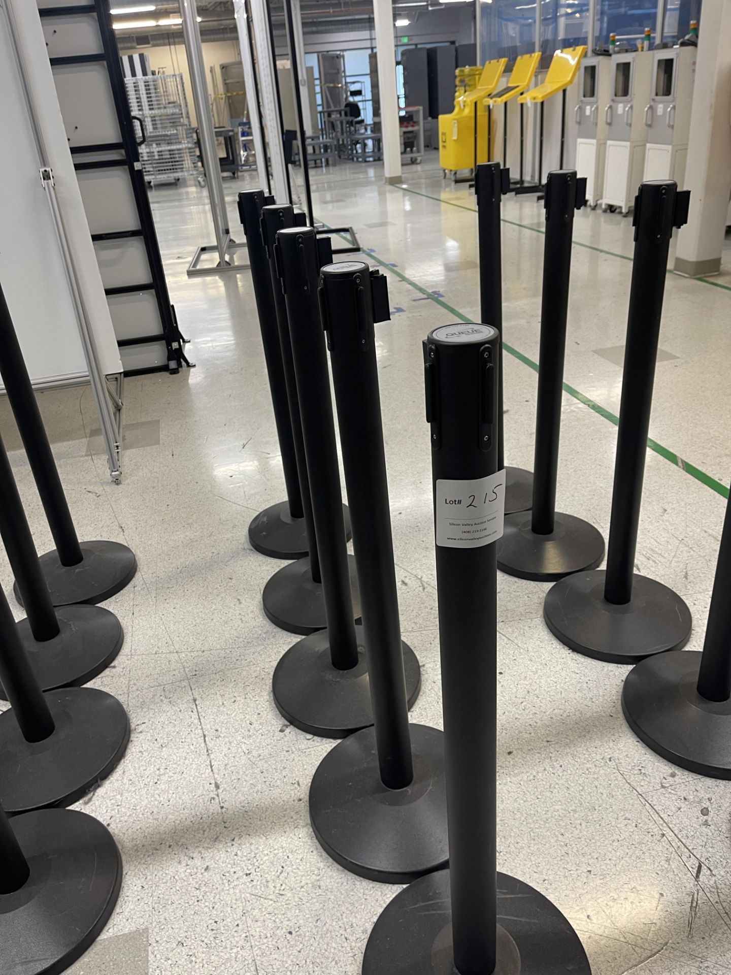 Black stanchion/crowd control barring pots - 5 posts 40" high belt length is 10 ft for each pole