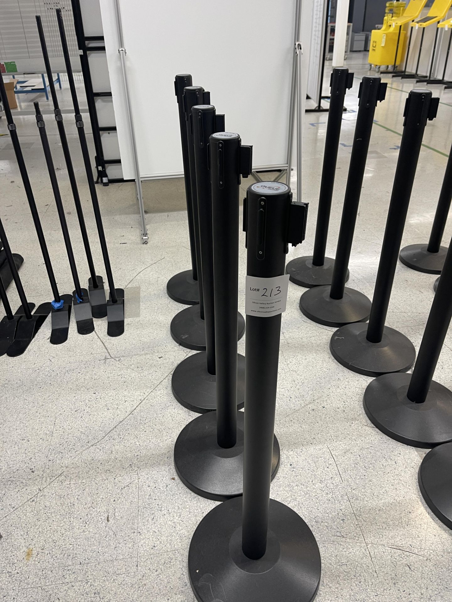 Black stanchion/crowd control barring pots - 5 posts 40" high belt length is 10 ft for each pole