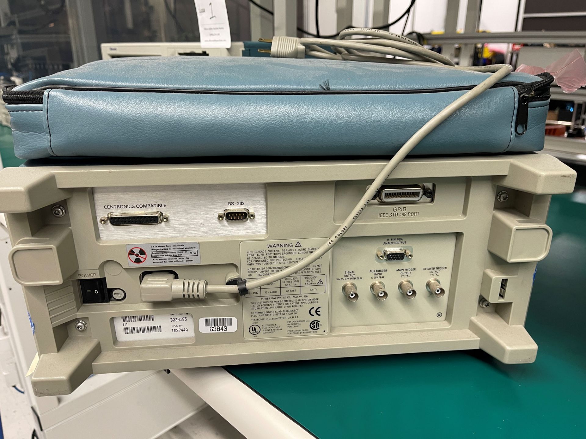 Tektronix Oscilloscope Model TDS744A - Image 2 of 2