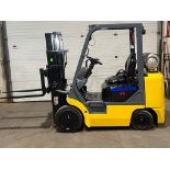 Komatsu 5,000lbs Capacity Forklift LPG (Propane) with Sideshift (no propane tank included) - FREE