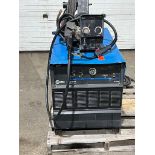 Miller Dimension 452 Mig Welder 450 Amp Mig with 70 Series 4-Wheel Wire Feeder with Mig Gun and