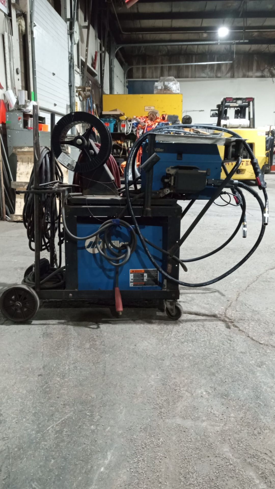 Miller XMT 304 CC/CV DC Inverter Multi Process Welder with DUAL 4-Wheel 60 Serial Feeder with mig - Image 6 of 6