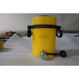 RCH-602 MINT Hole Jack - 60 ton Hollow Hydraulic Jack with 2" stroke - hole through type cylinder