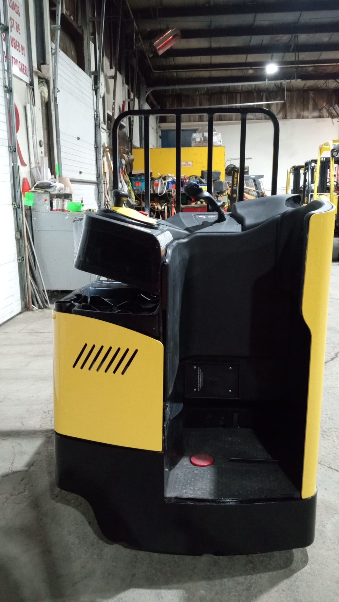 2015 Hyster RIDE ON 8000lbs capacity LONG JOHN 8' Long Forks Powered Pallet Cart 24V - Ride on unit - Image 4 of 7