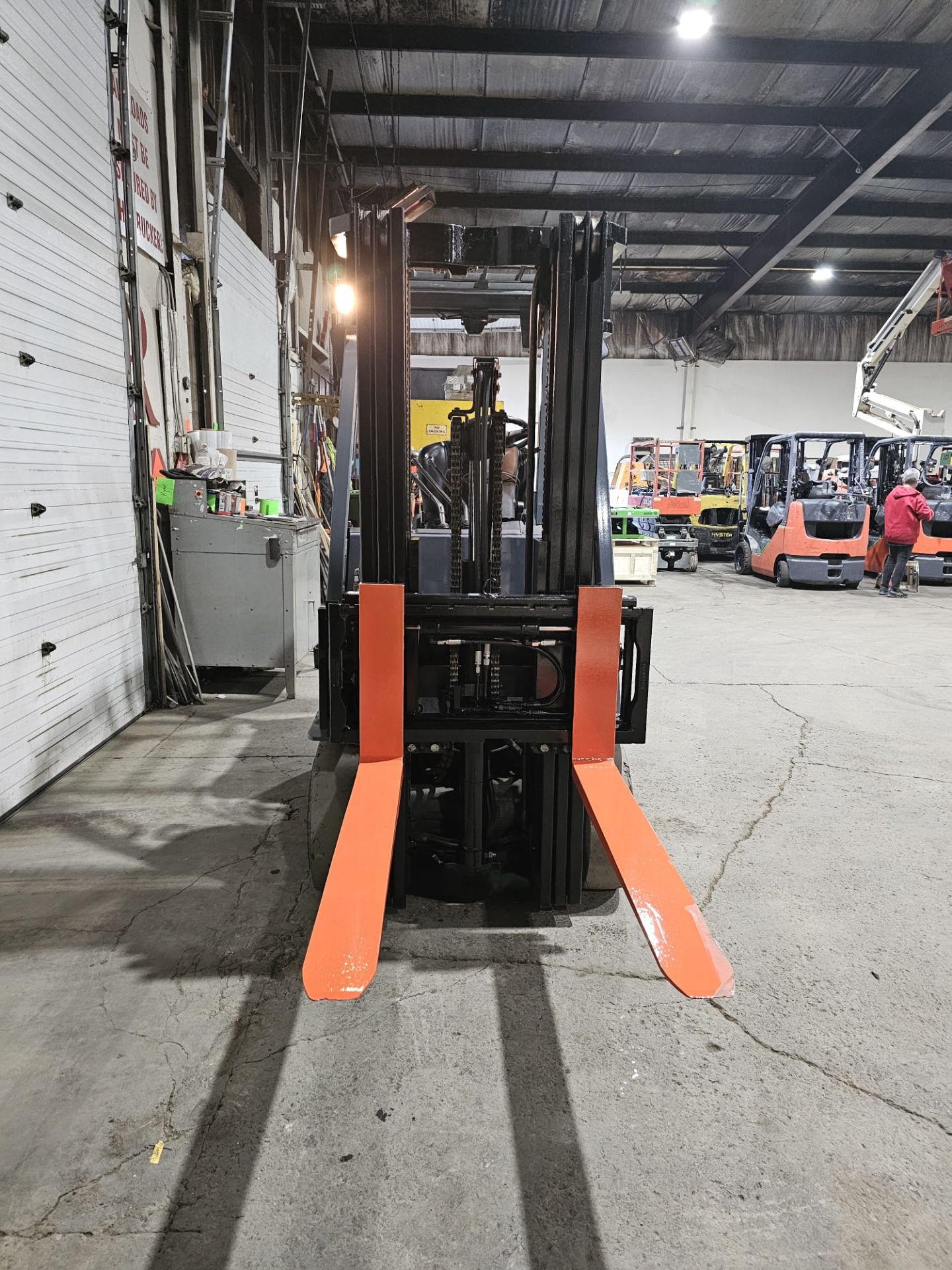 2012 TOYOTA 5,000lbs Capacity Forklift Electric 48V with sideshift with 3-STAGE MAST - FREE CUSTOMS - Image 6 of 6