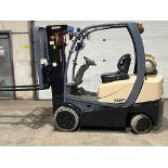 2016 Crown 5,000lbs Forklift LPG (propane) with Sideshift and 3-stage Mast with Low Hours (no