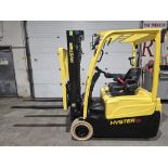 2017 Hyster 3,500lbs Capacity 3-Wheel Forklift Electric BRAND NEW BATTERY 36V with sideshift & 3-