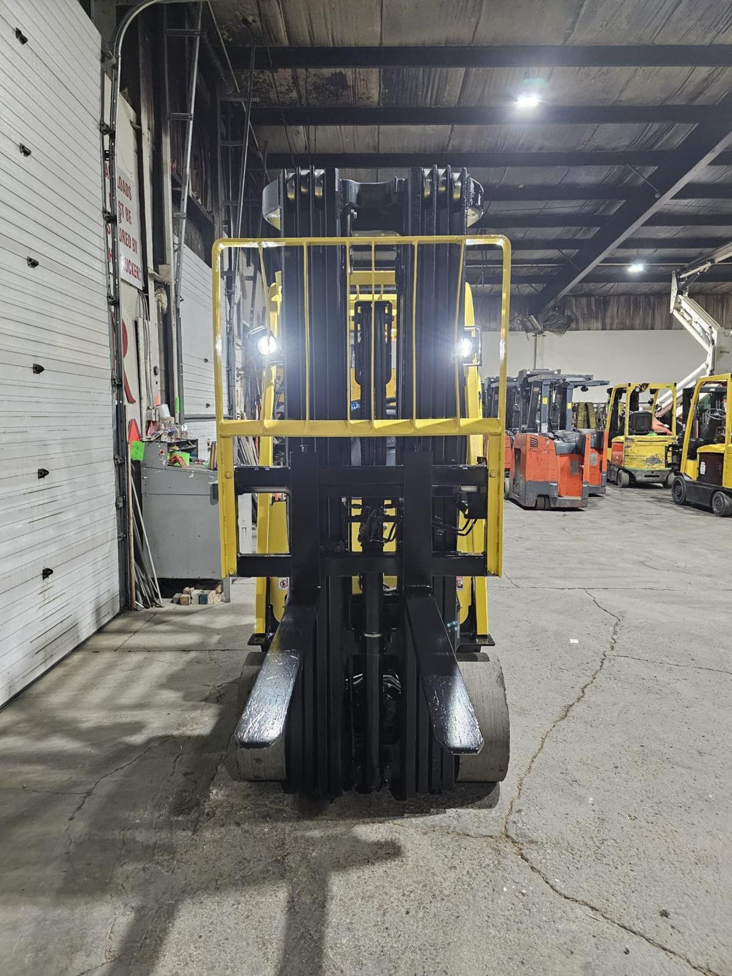 2018 Hyster 5000lbs Capacity Forklift Electric with 48v Battery & 4-STAGE MAST with Sideshift with 4 - Image 8 of 8