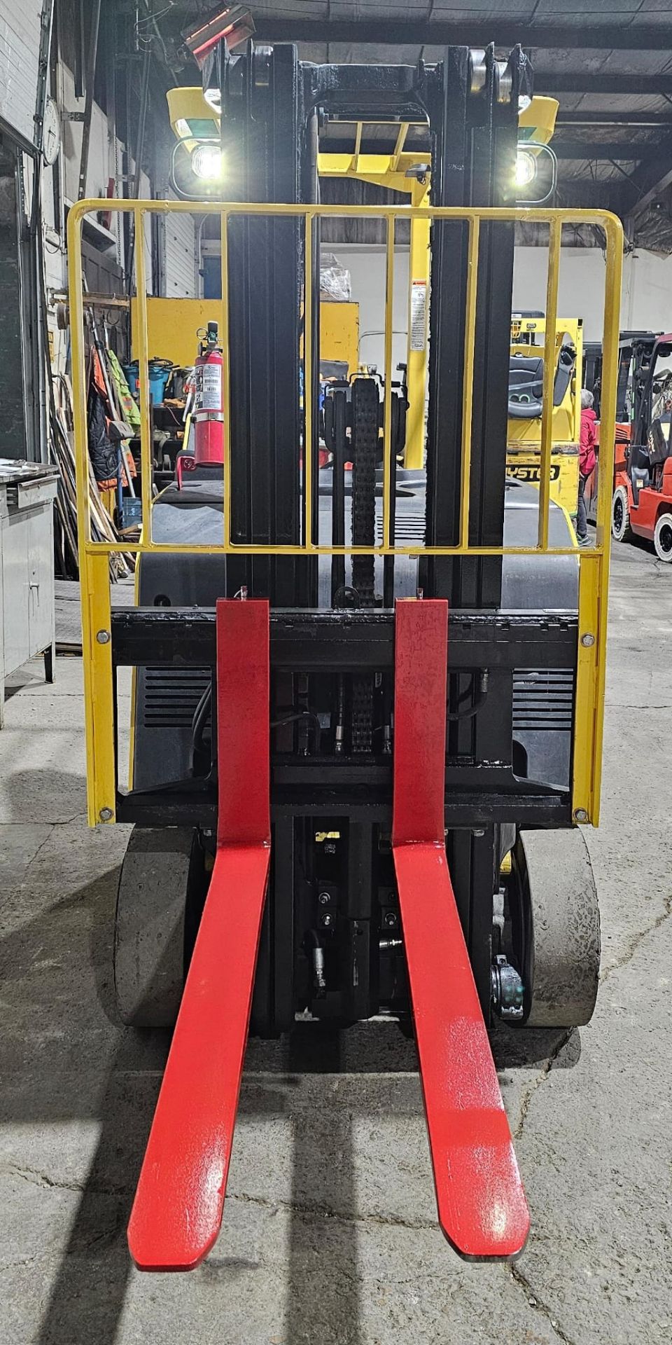 2014 Hyster 3,000lbs Capacity Stand-On Forklif 36V Battery 3-Stage Mast 187" load height , Sideshift - Image 5 of 5