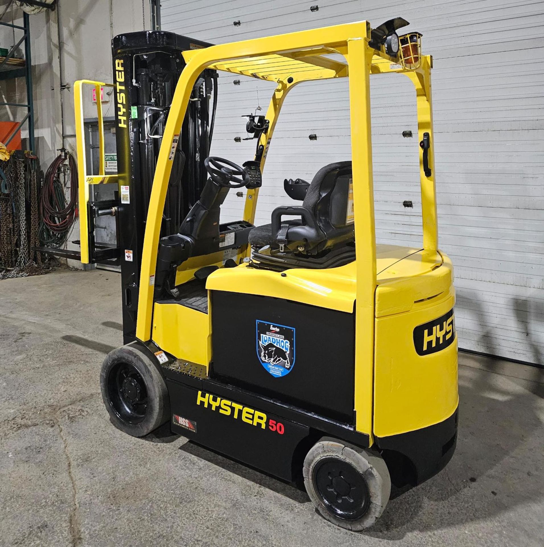 2018 Hyster 5000lbs Capacity Forklift Electric with 48v Battery & 4-STAGE MAST with Sideshift with 4 - Image 2 of 8