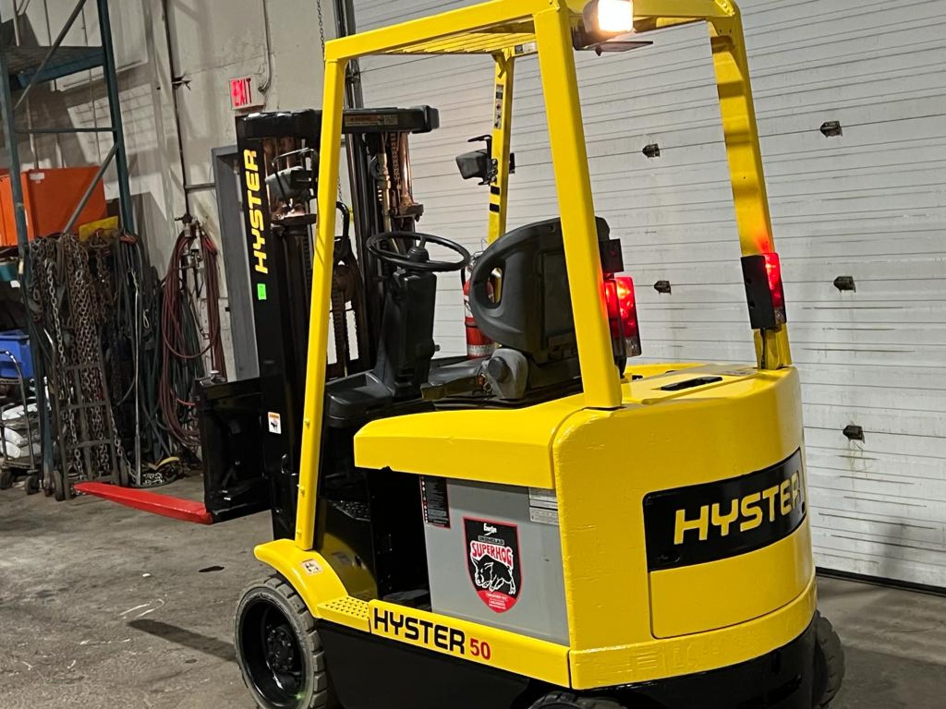 Hyster 5,000lbs Capacity Forklift Electric with Sideshift and 3-stage Mast - FREE CUSTOMS