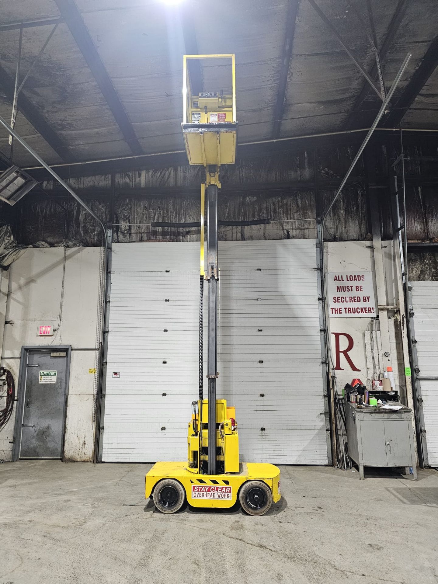 Lift-A-Loft ManLift - 15' Lift Height BRAND NEW 24V Battery with 300lbs Capacity - Image 8 of 8