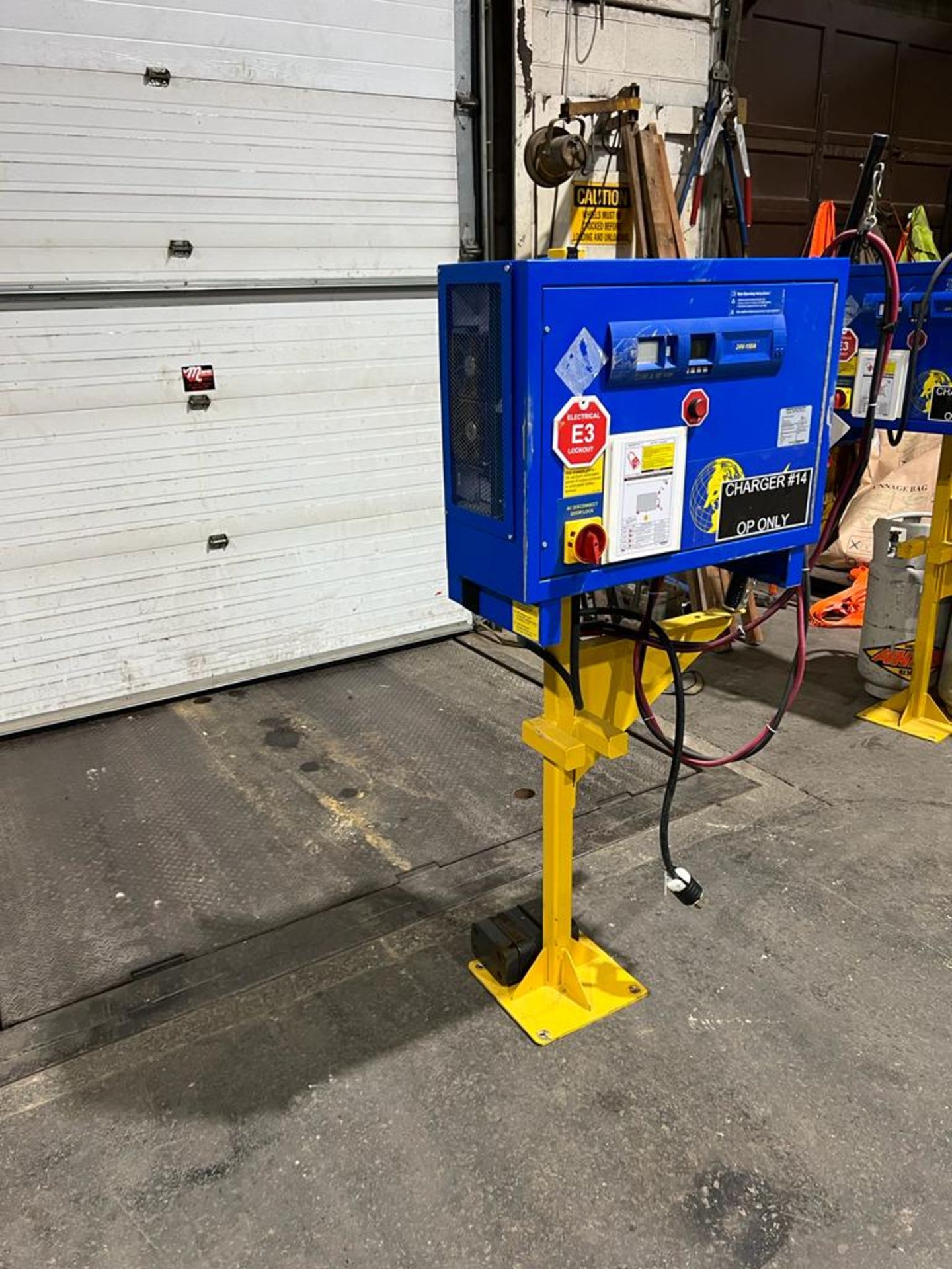 Benning Forklift Battery Charger - 24V - 3 phase input on pedestal 150A