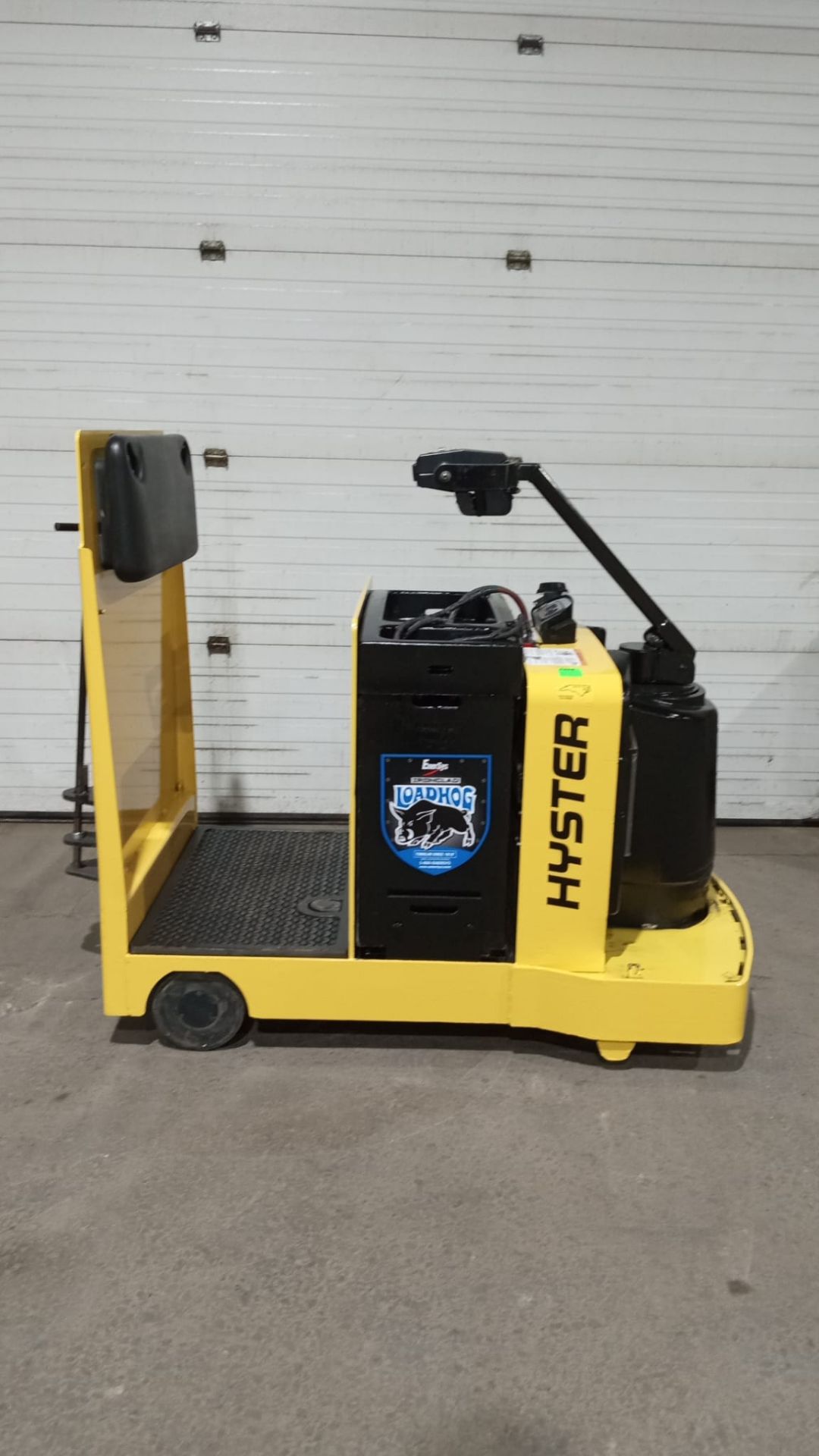 2018 Hyster Ride On Tow Tractor - Tugger / Personal Carrier with 24V Battery Electric Unit