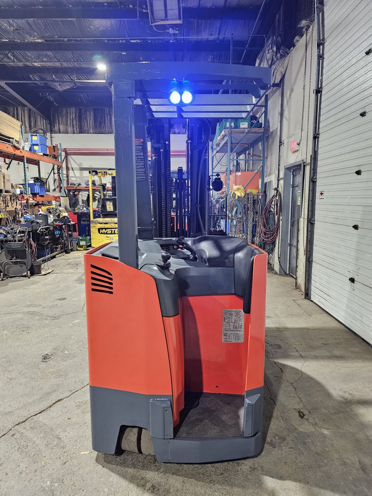 2017 Toyota 4,000lbs Capacity Stand On Electric Forklift with 4-STAGE Mast, sideshift, 36V Battery & - Image 6 of 6