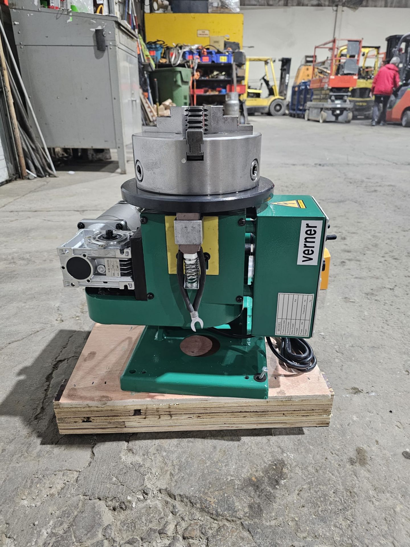 Verner model VP-110 WELDING POSITIONER 250lbs Capacity with 3-Jaw Chuck - tilt and rotate with - Bild 3 aus 8
