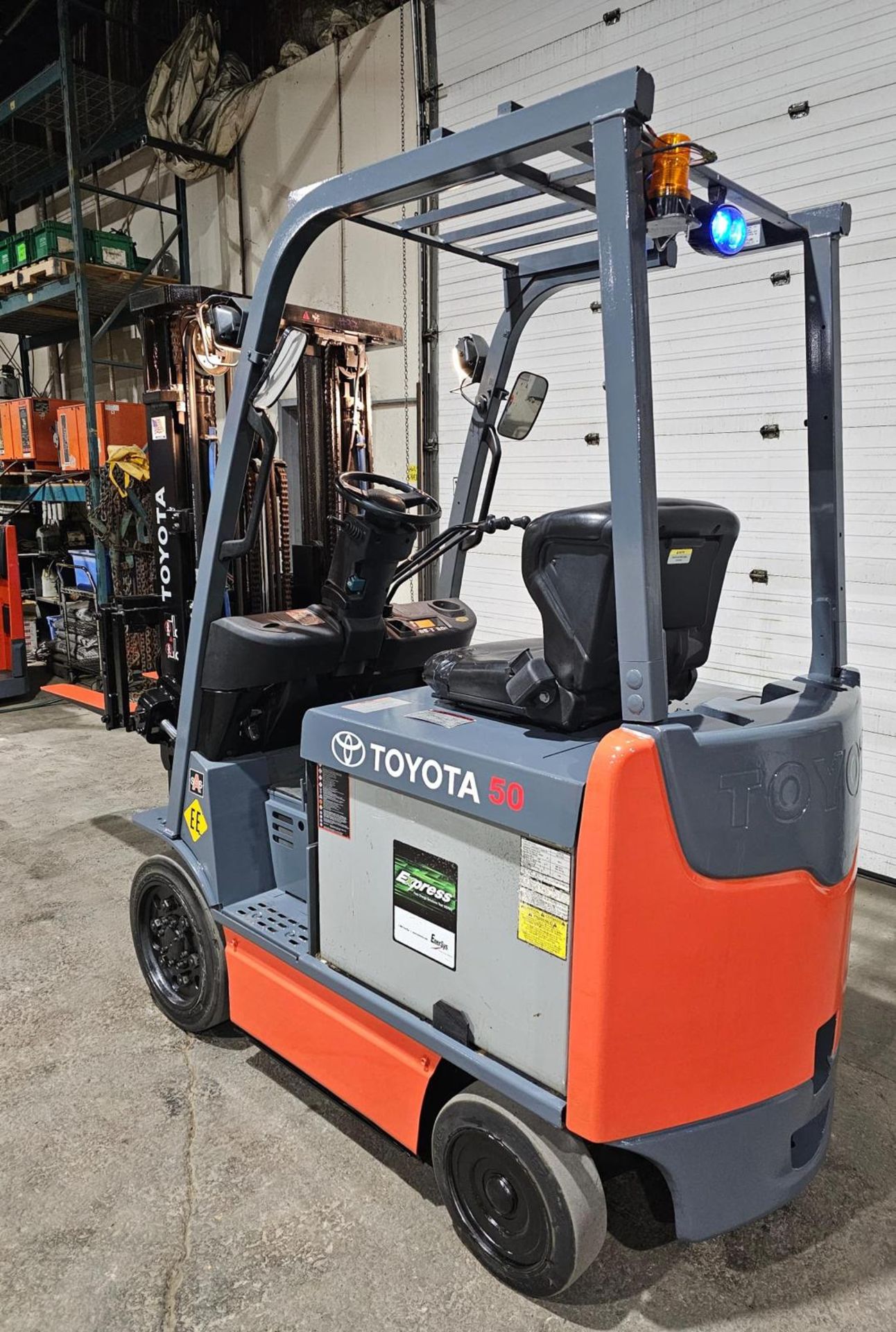 2012 TOYOTA 5,000lbs Capacity Electric Forklift EXPLOSION PROOF 48V with sideshift & 3-Stage Mast - Image 2 of 6