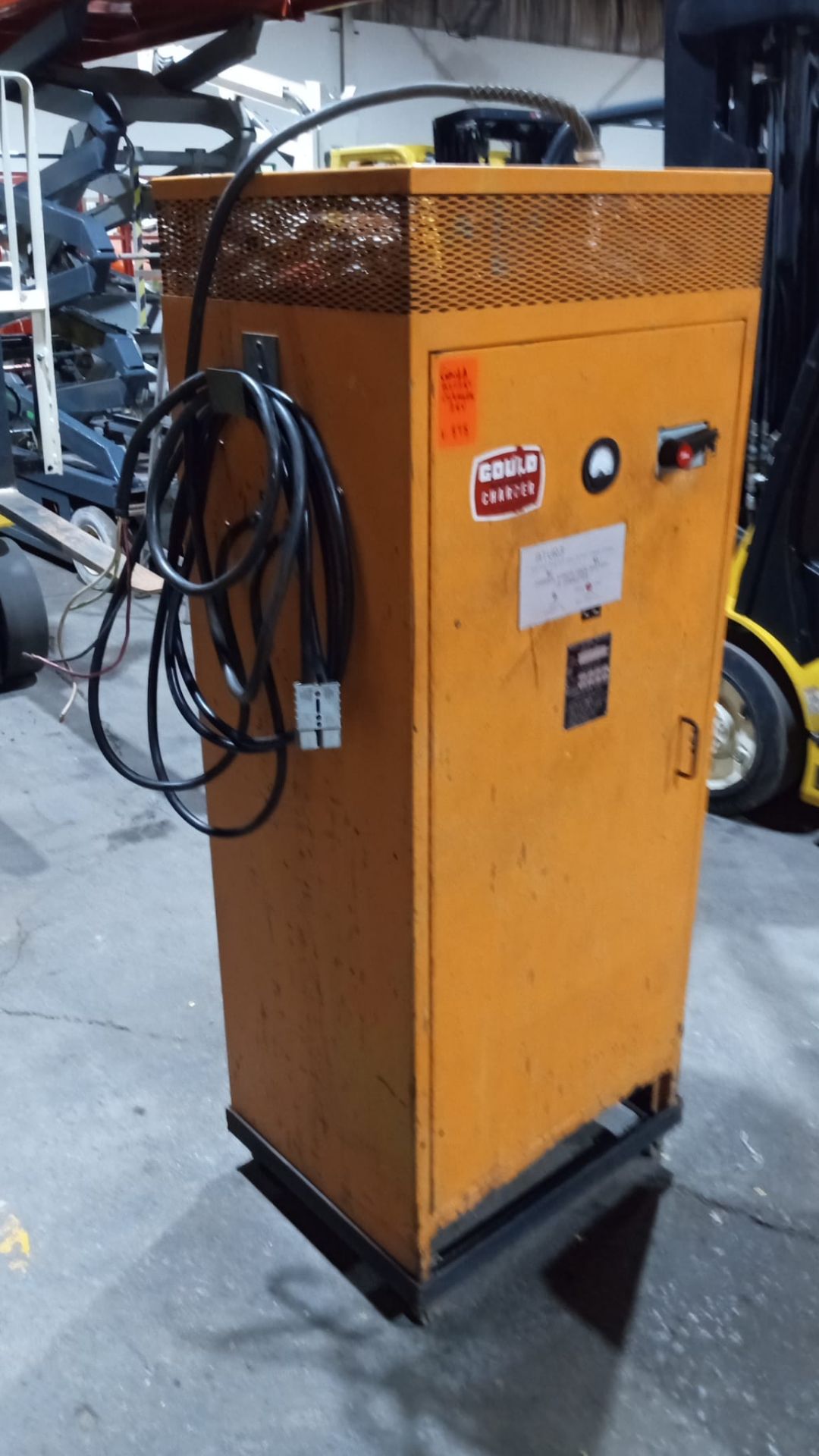 Gould 24V Forklifts Battery Charger - 575V input - Image 2 of 4