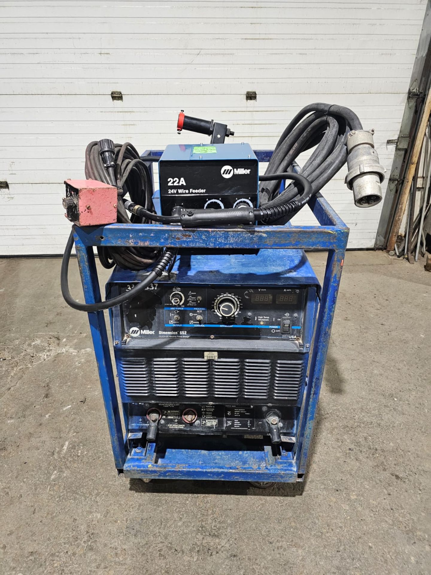 Miller Dimension 652 Mig Welder 650 Amp Mig Tig Stick Multi Process Power Source with 22A Wire