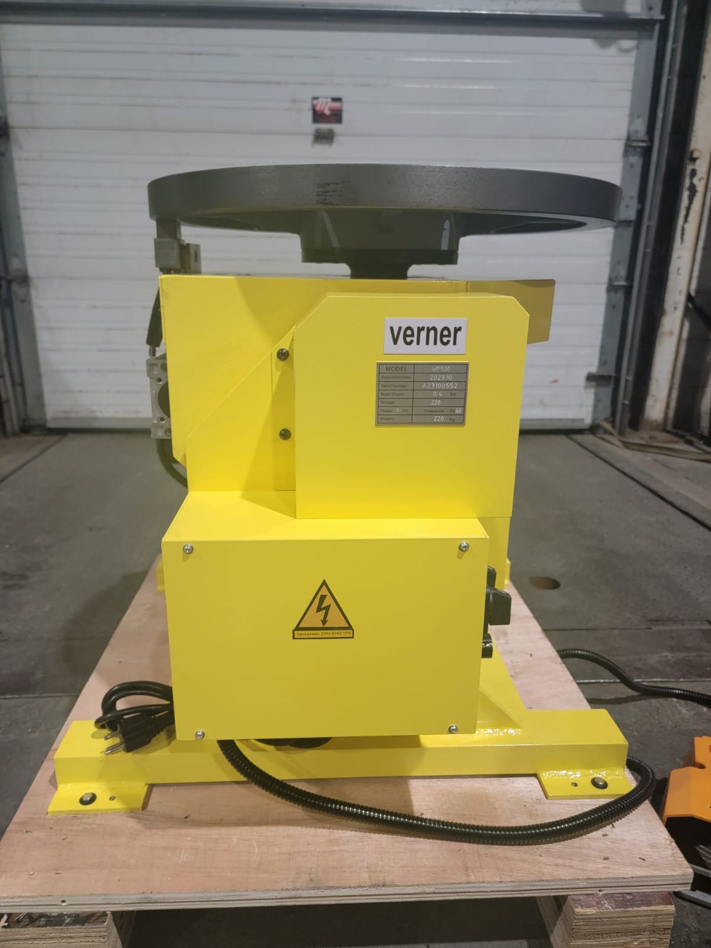 Verner model VD-1250 WELDING POSITIONER 1250lbs capacity - tilt and rotate - UNUSED AND MINT 115V - Image 4 of 5