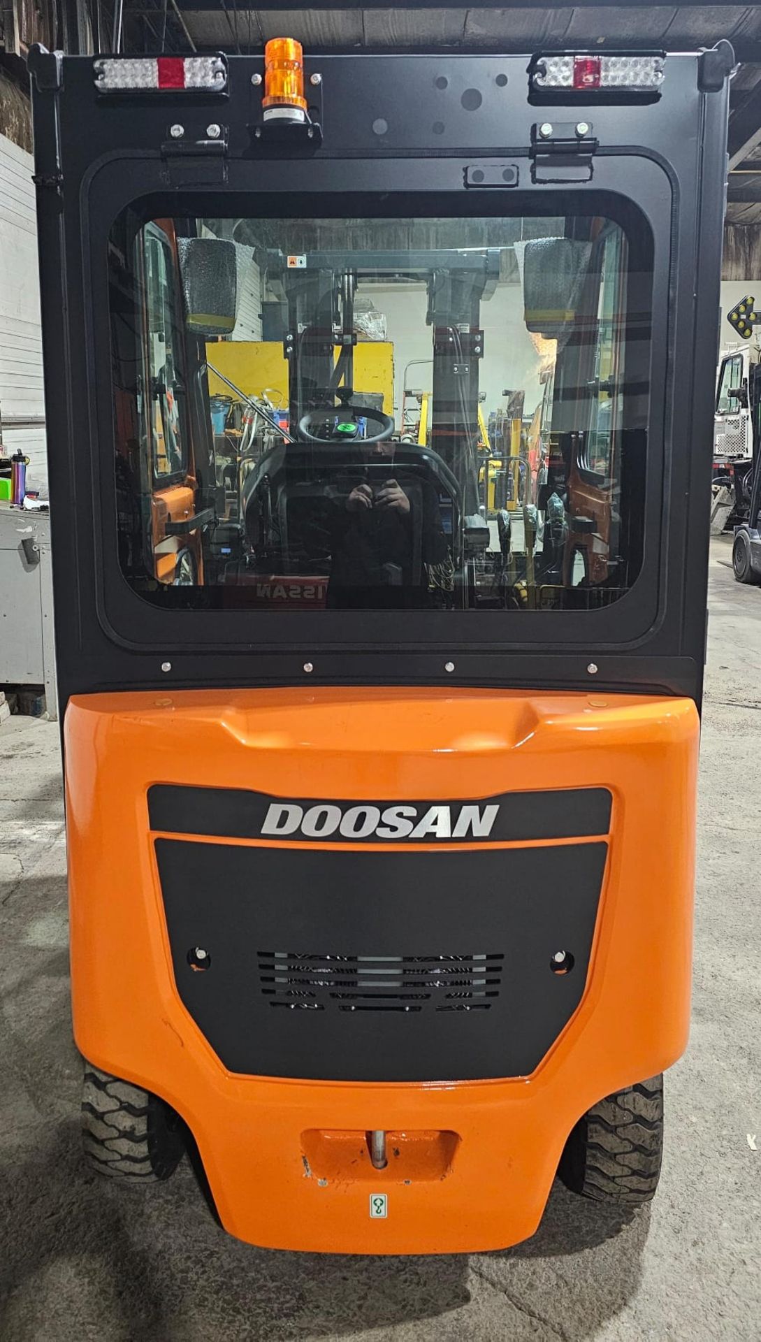 2023 NEW DOOSAN 5,000lbs Capacity OUTDOOR Forklift BRAND NEW BATTERY 48V with 0 Hours with Sideshift - Image 20 of 27