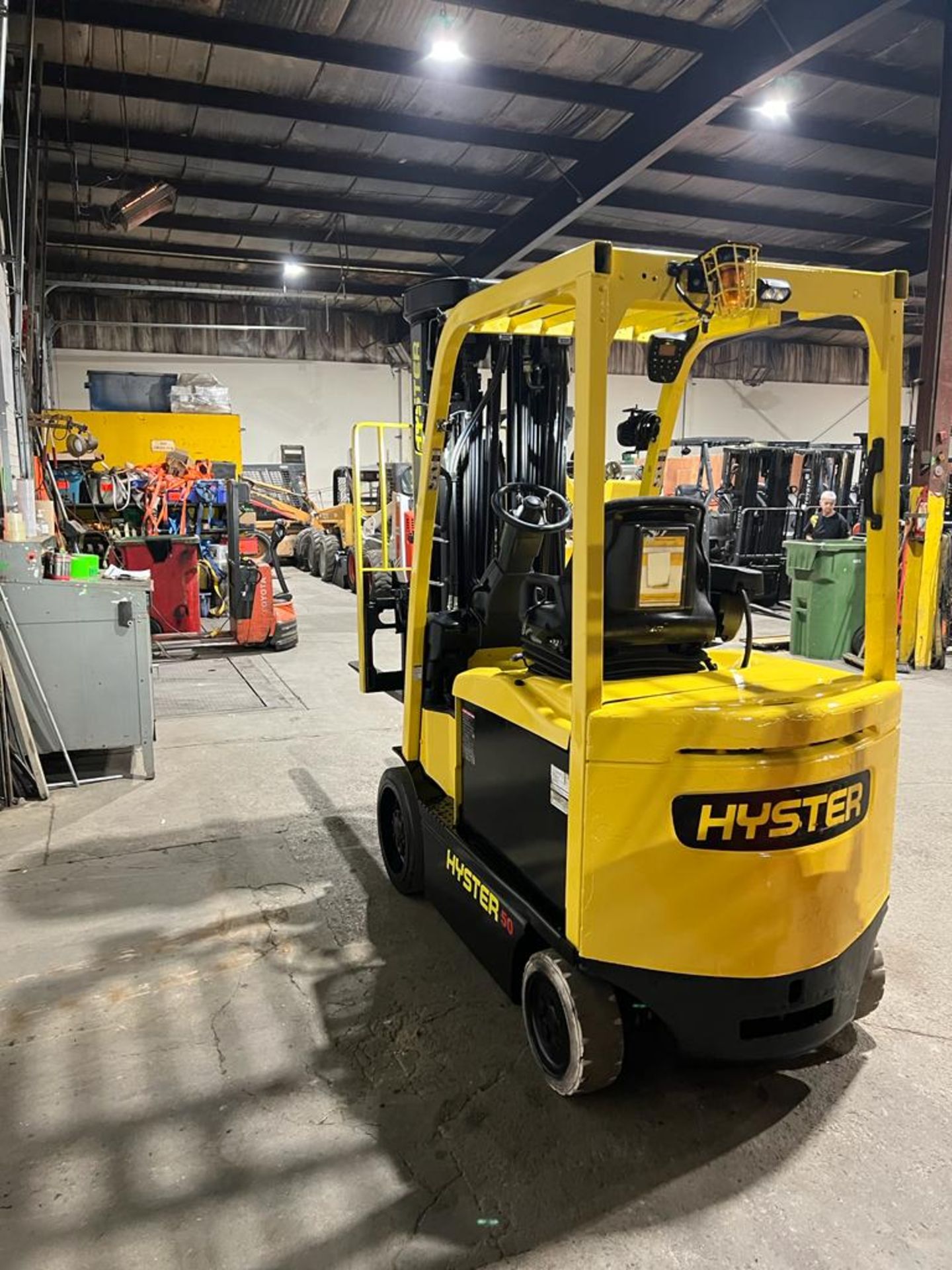 2013 Hyster 5,000lbs Capacity Forklift 4-STAGE MAST Electric 48V with Sideshift & Safety to APR 2024 - Image 3 of 5
