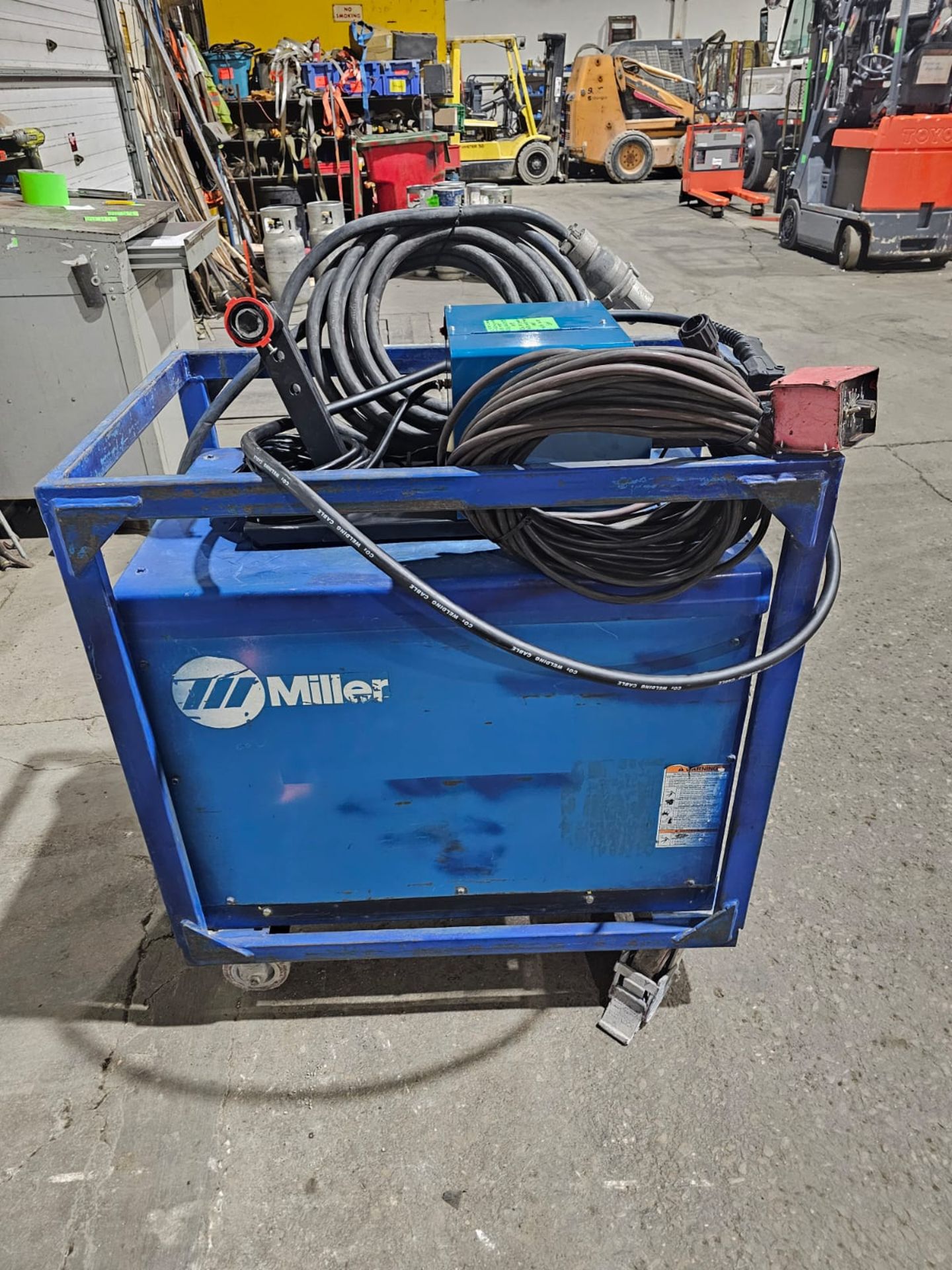 Miller Dimension 652 Mig Welder 650 Amp Mig Tig Stick Multi Process Power Source with 22A Wire - Image 2 of 7