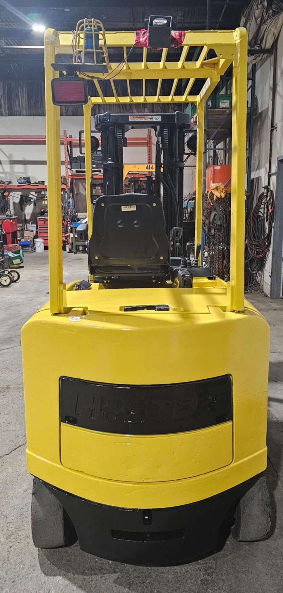 Hyster 6,500lbs Capacity Forklift Electric 36V with sideshift 3-STAGE MAST with Very Low Hours - Image 3 of 3