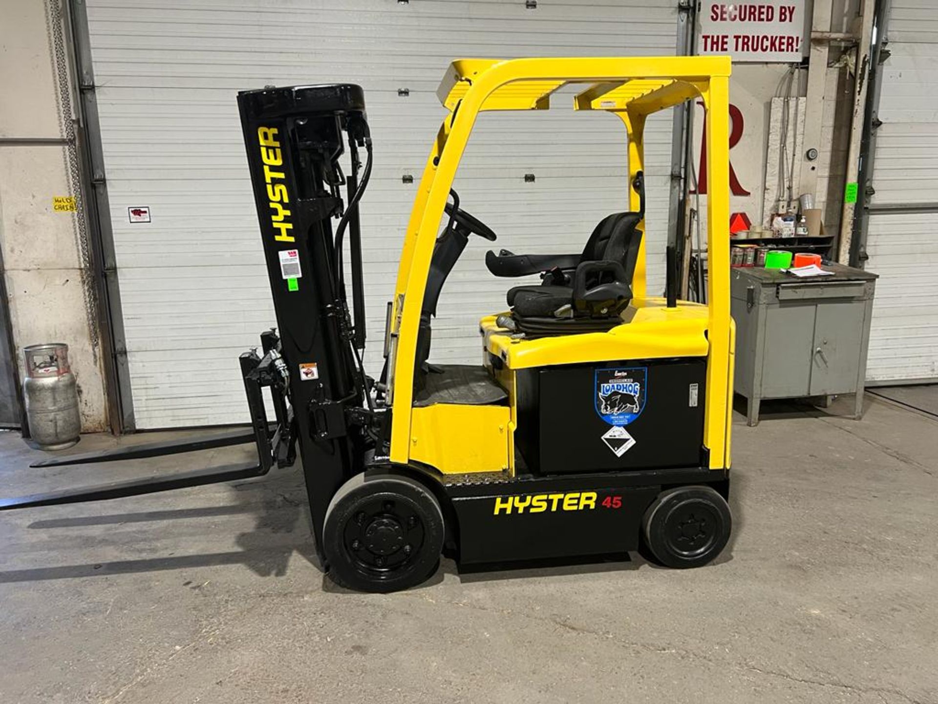 2009 Hyster 45 - 4,500lbs Forklift 4-STAGE MAST Electric - Safety to 2024 with Sideshift 36V -
