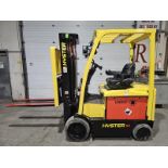 2015 Hyster 5,000lbs Capacity LPG (Propane) Forklift with sideshift & 3-STAGE MAST & Non marking