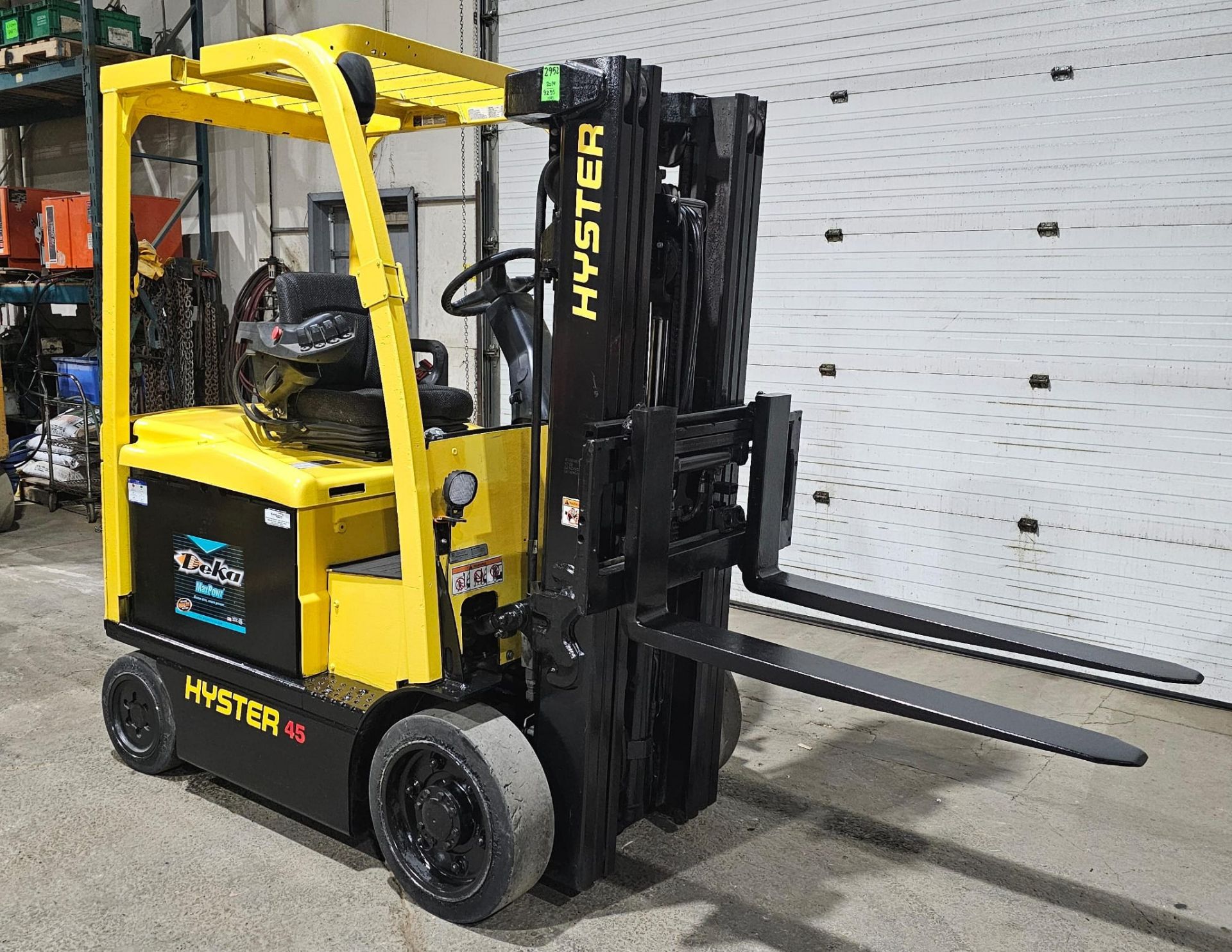2014 HYSTER 4,500lbs Capacity Forklift Electric 48V with sideshift & 4 function & fittings & 3 - - Image 3 of 6