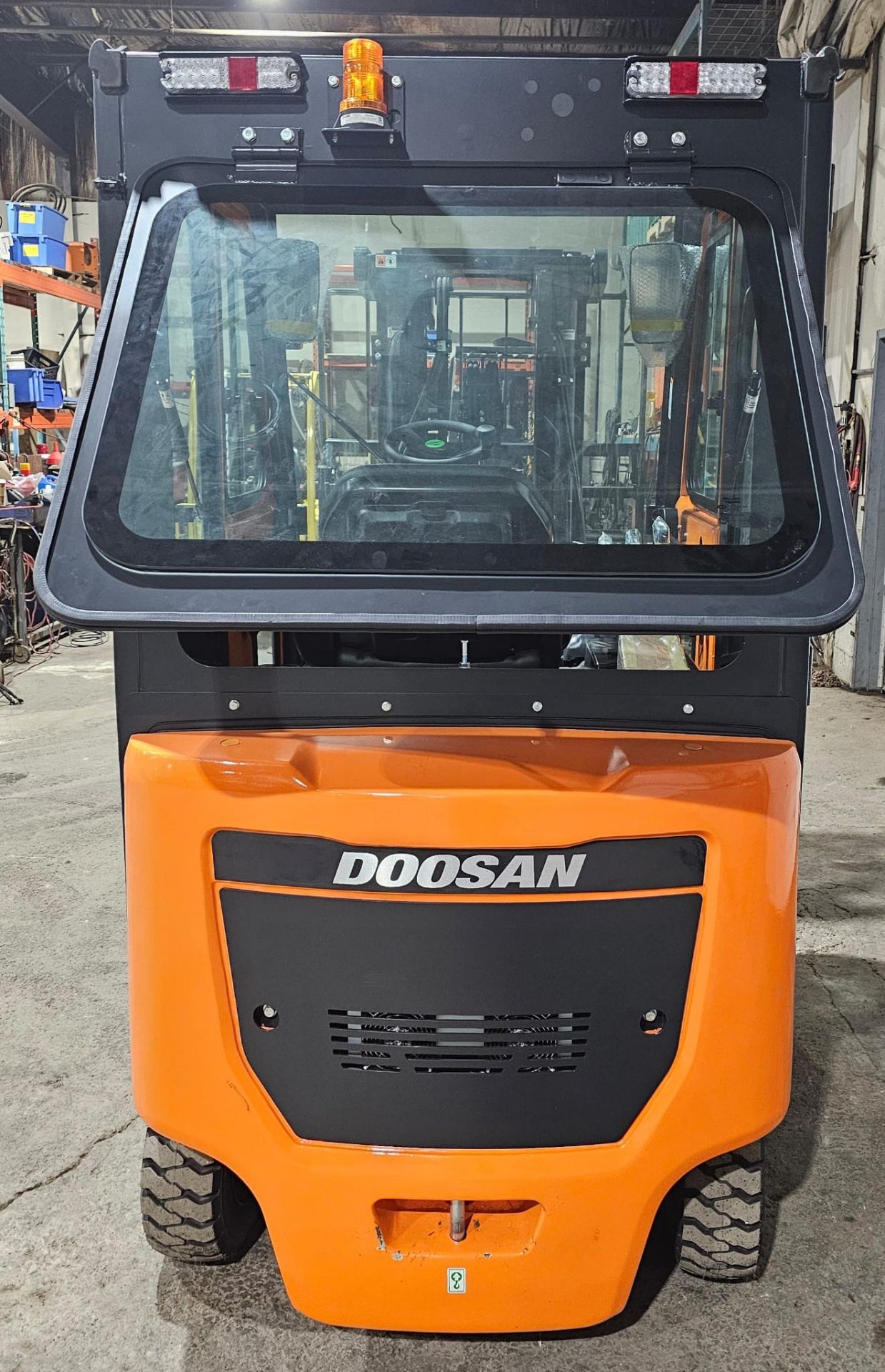 2023 NEW DOOSAN 5,000lbs Capacity OUTDOOR Forklift BRAND NEW BATTERY 48V with 0 Hours with Sideshift - Image 18 of 24