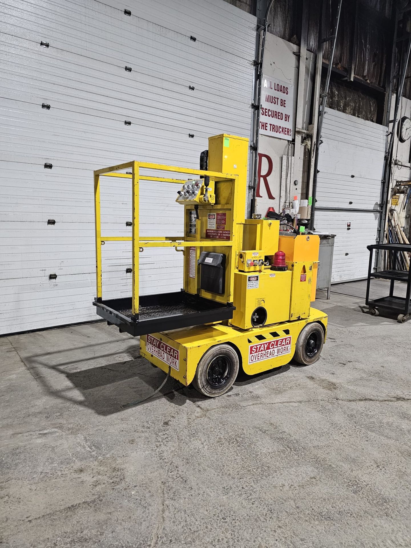 Lift-A-Loft ManLift - 15' Lift Height BRAND NEW 24V Battery with 300lbs Capacity - Image 3 of 8