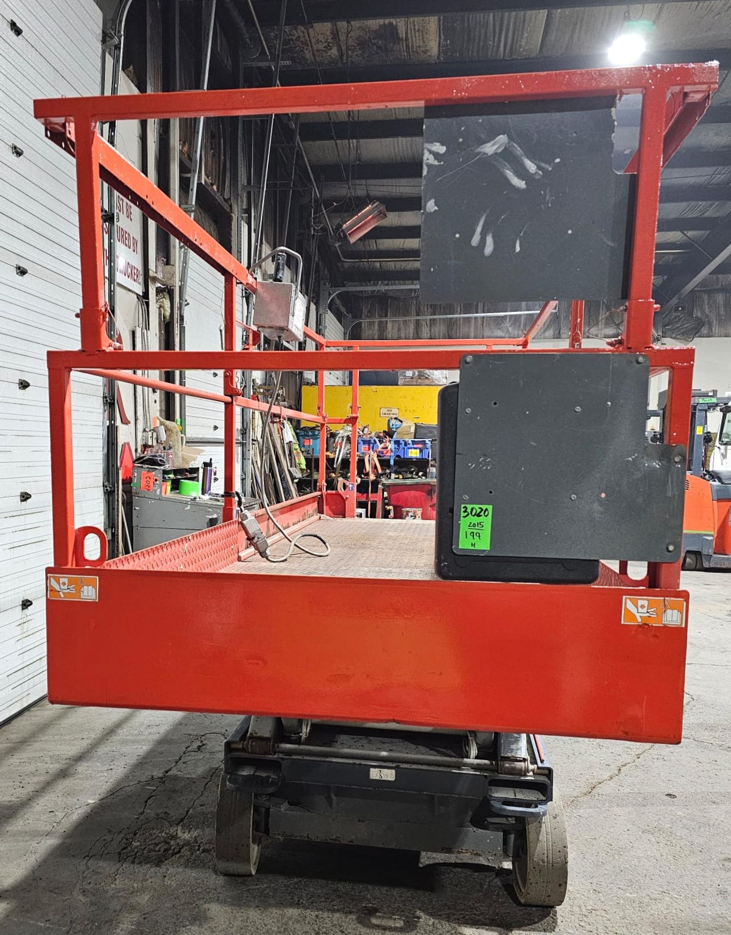 2015 Skyjack III model 4626 Electric Motorized Scissor Lift with pendant controller with - Image 10 of 13