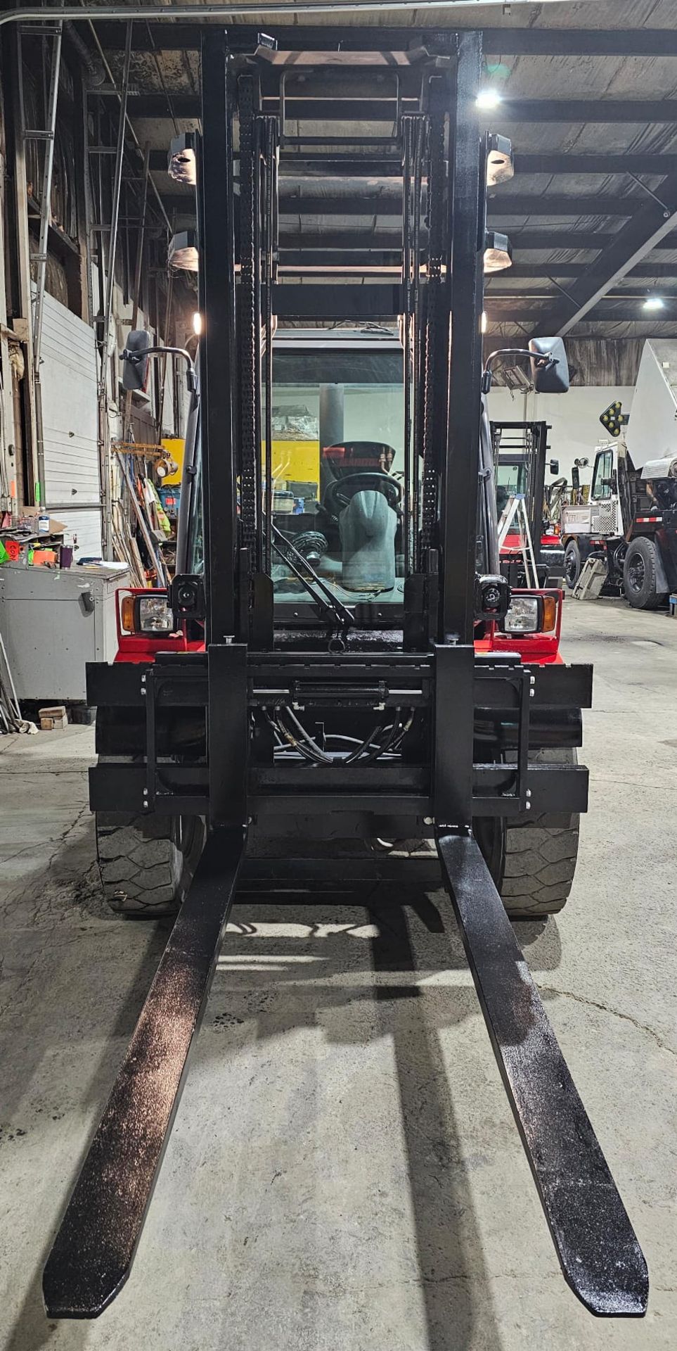 2016 Manitou Model MSI-50 11,000lbs Capacity OUTDOOR Forklift 72" Forks & sideshift , Diesel with - Image 10 of 12