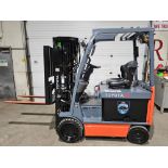 2017 Toyota 5,000lbs Capacity Elctric Forklift 4-STAGE MAST 48V with sideshift 241" load height