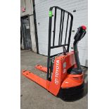 Toyota walkie 4,5000lbs Capacity Forklift Electric with built in charger with LOW HOURS