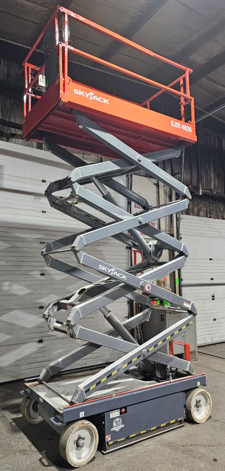 2015 Skyjack III model 4626 Electric Motorized Scissor Lift with pendant controller with - Image 8 of 13