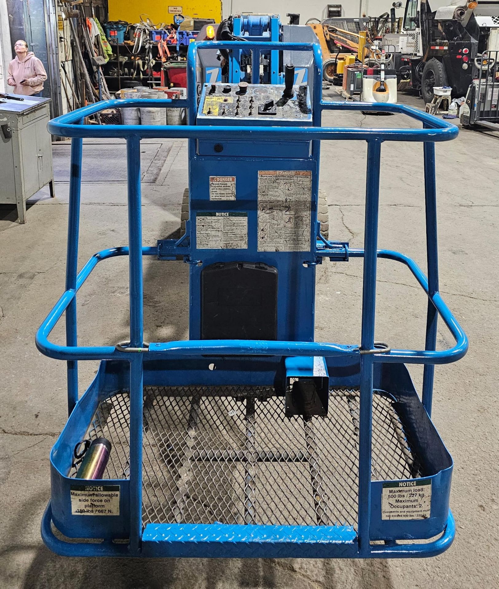 Genie model Z-30-N Zoom Boom Electric Motorized Man Lift 30' Height & 21' Reach - with 24V Battery - Image 9 of 10