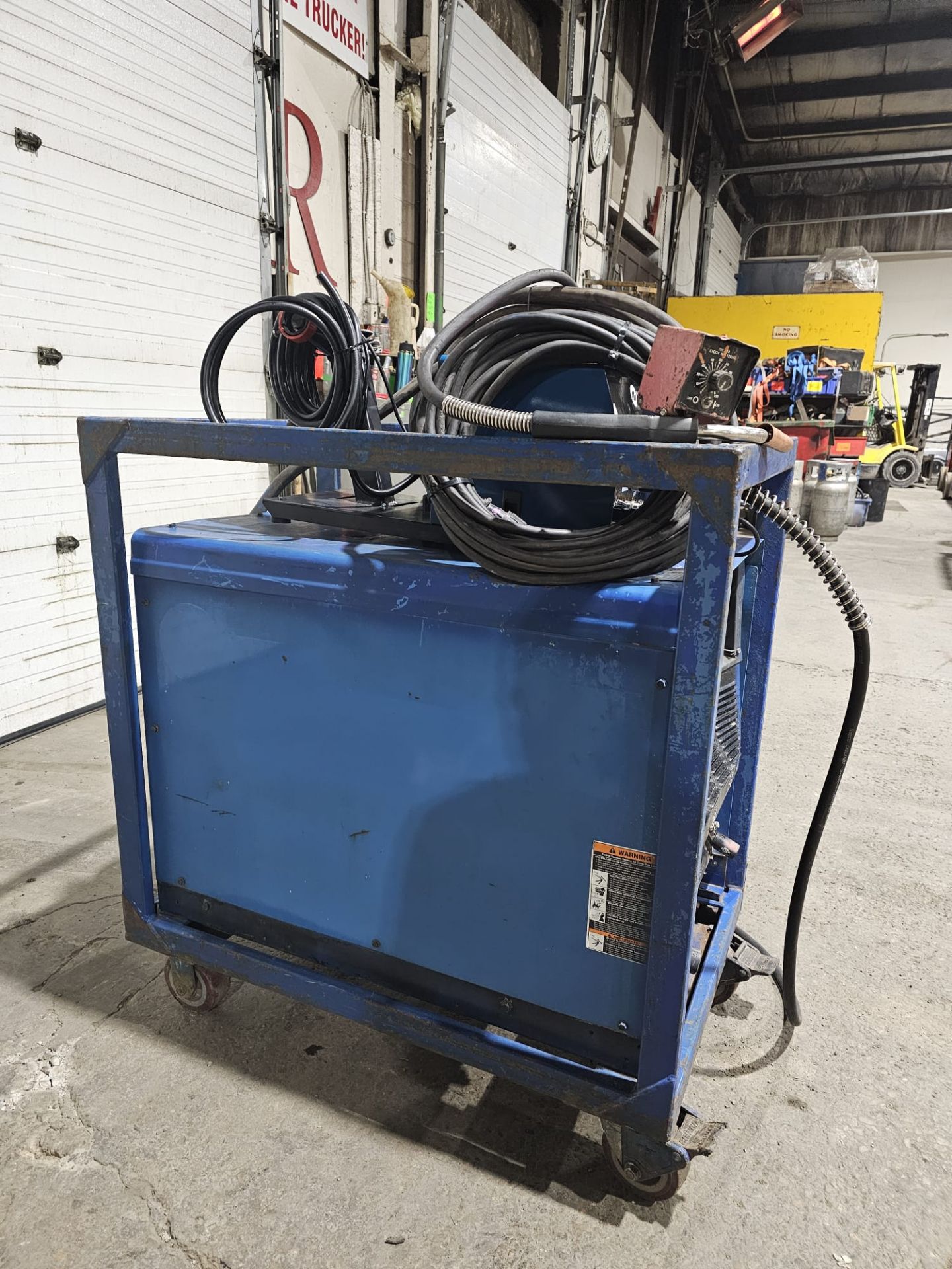 Miller Dimension 652 Mig Welder 650 Amp Mig Tig Stick Multi Process Power Source with 22A Wire - Image 2 of 6