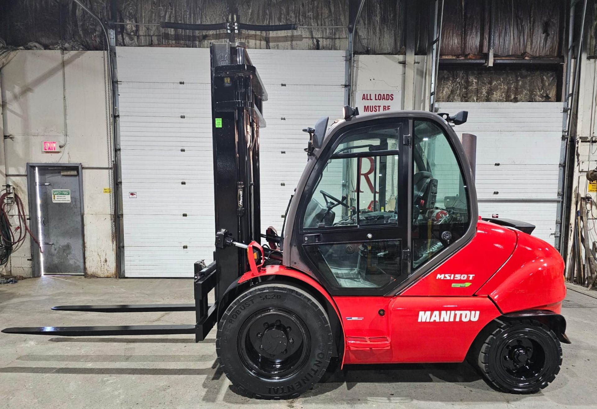 2016 Manitou Model MSI-50 11,000lbs Capacity OUTDOOR Forklift 72" Forks & sideshift , Diesel with