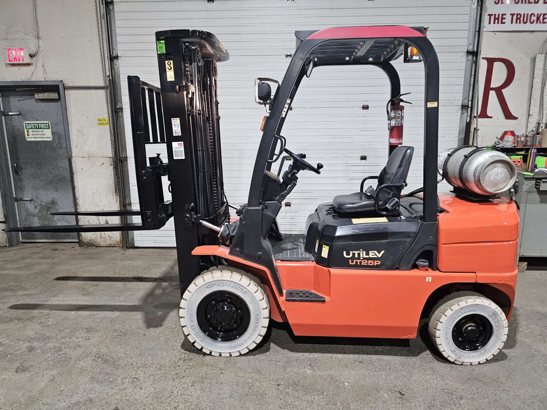 2016 Utilev 5,000lbs Capacity LPG (Propane) OUTDOOR Forklift with sideshift & 3-STAGE MAST & tires