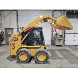 2011 CAT 216B3 SKID STEER LOADER OUTDOOR DIESEL with fully enclosed with heating - FREE CUSTOMS