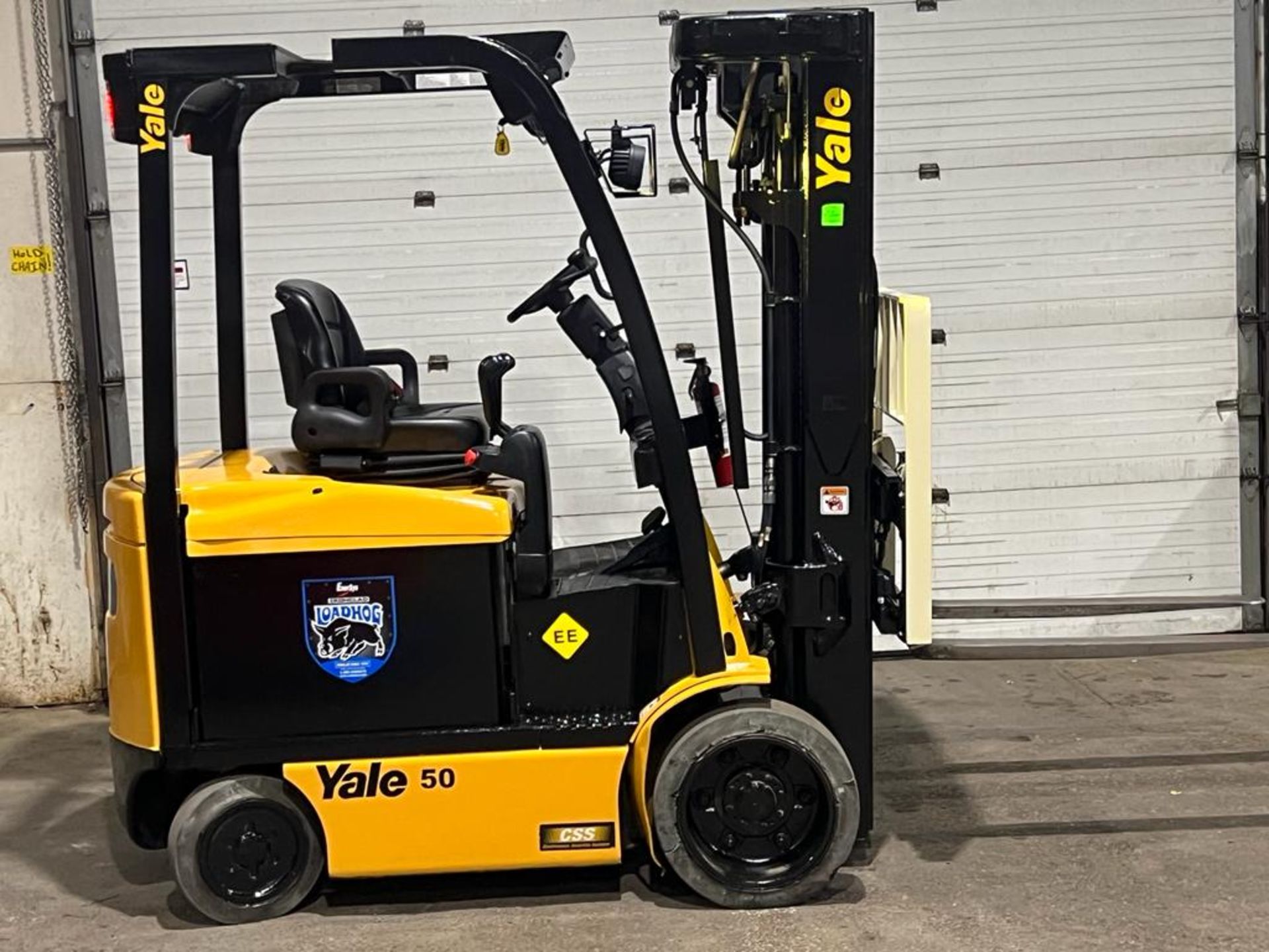 2016 Yale 5,000lbs Capacity EXPLOSION PROOF Forklift Electric 48V with Sideshift and 3-stage Mast