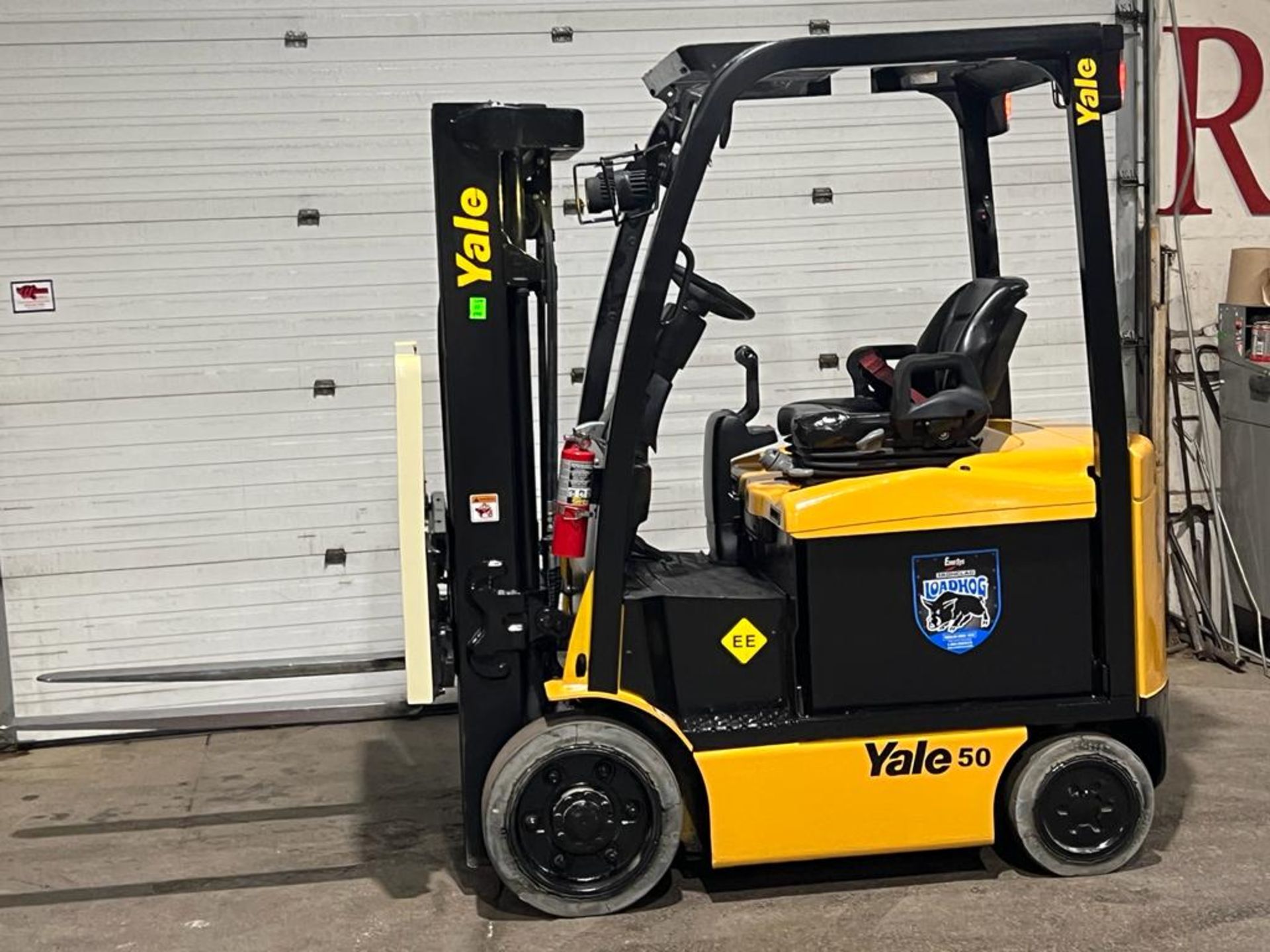 2016 Yale 5,000lbs Capacity EXPLOSION PROOF Forklift Electric 48V with Sideshift and 3-stage Mast