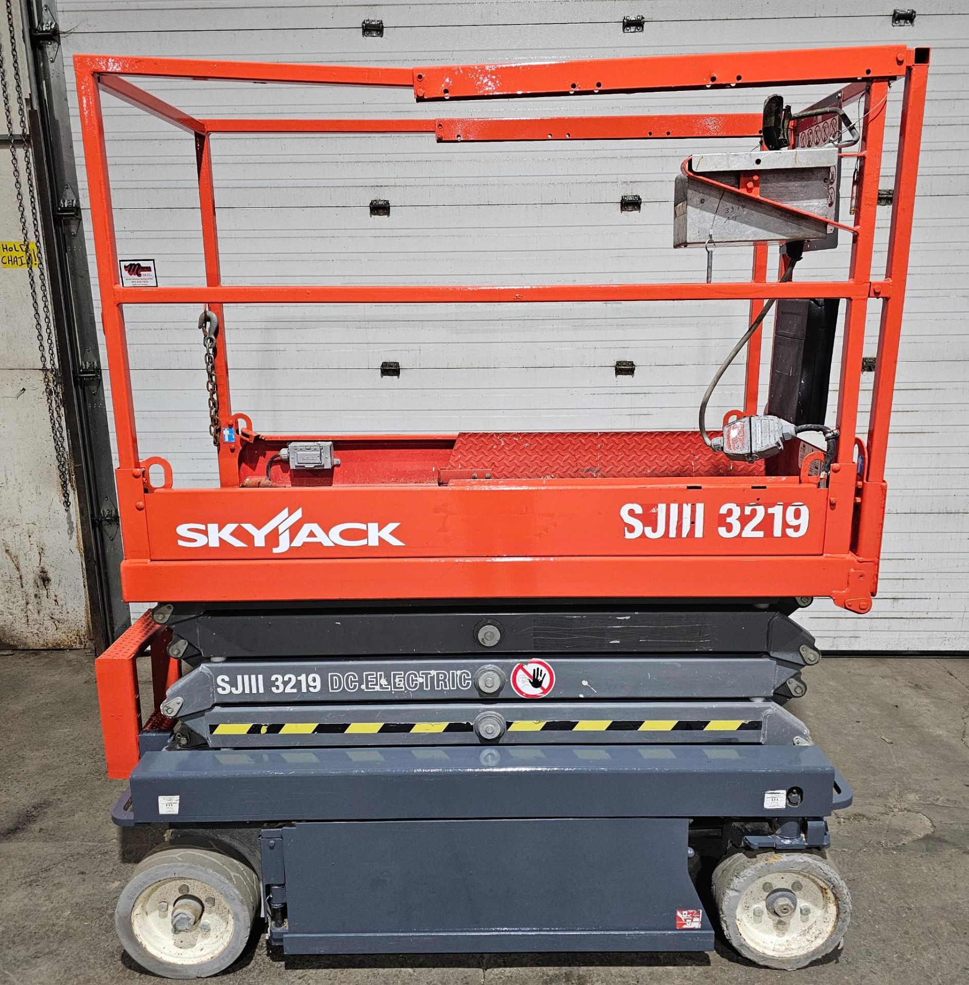 2013 Skyjack SJIII model 3219 - 550lbs Capacity Forklift Motorized Scissor Lift 24V 19ft lift height - Bild 8 aus 8