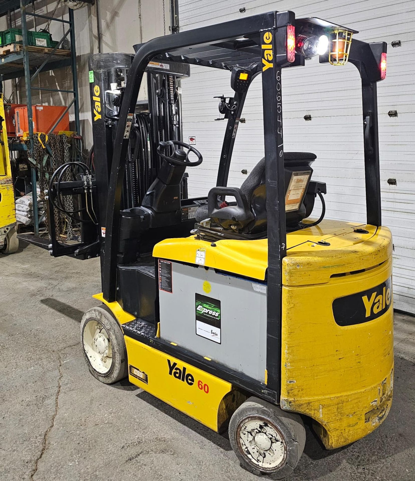2017 Yale 6,000lbs Capacity Forklift Electric 48V with 3-STAGE MAST with 188" lift and height with 4 - Image 2 of 8
