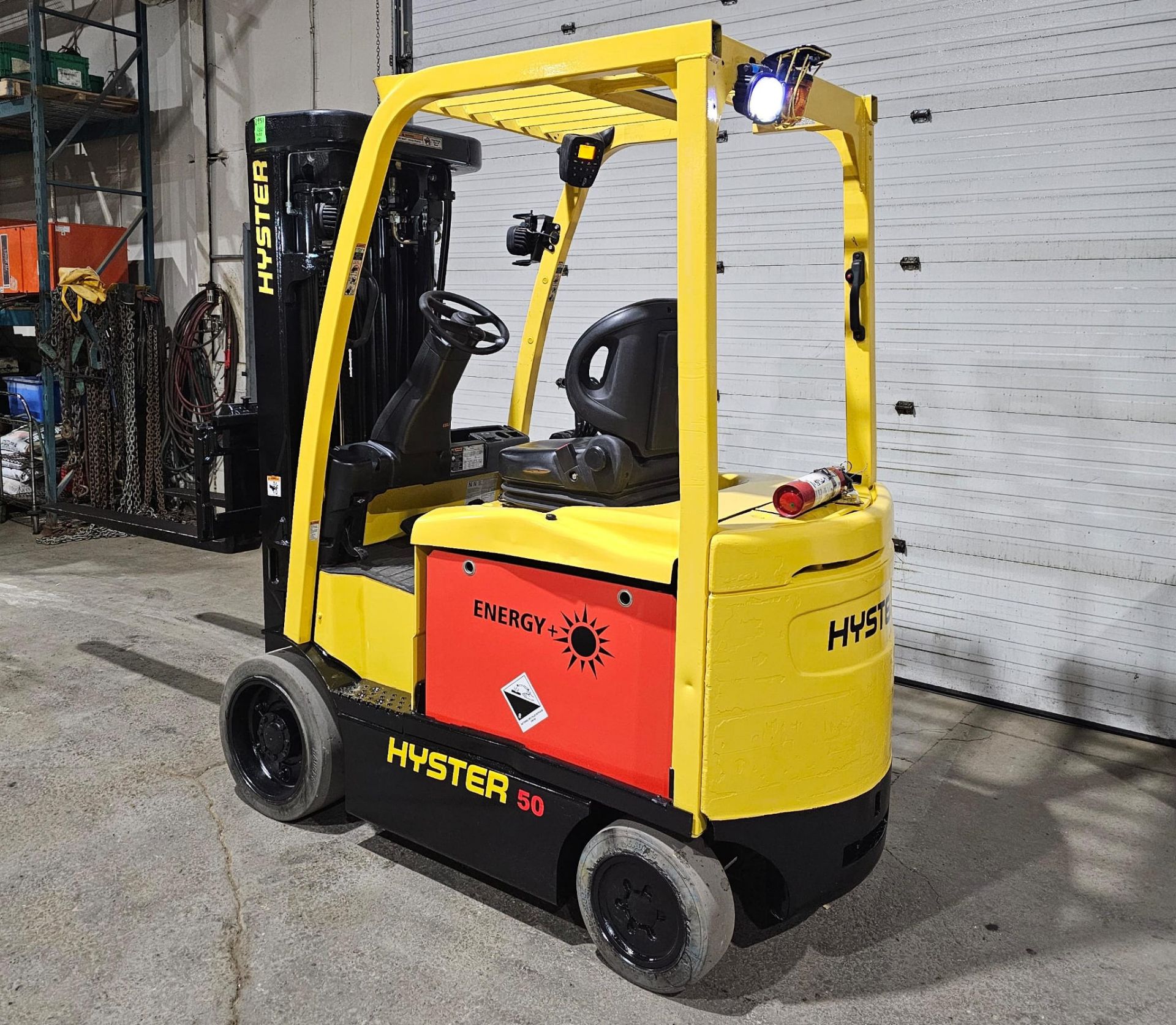 2012 HYSTER 5,000lbs Capacity Forklift Electric with sideshift & Brand New 48V Battery & 4-STAGE - Image 3 of 9